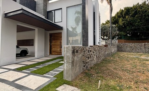 House in Cuernavaca, Morelos, Mexico 1