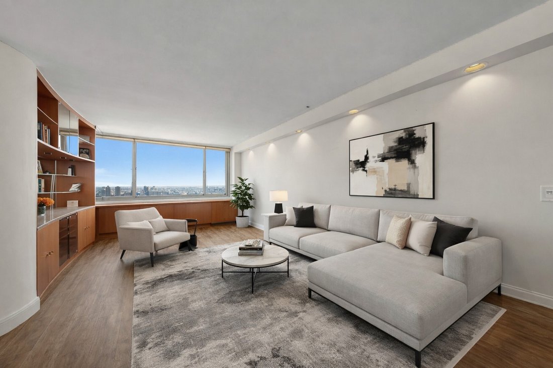Co Op in Fort Lee, New Jersey, United States 4 - 17300932