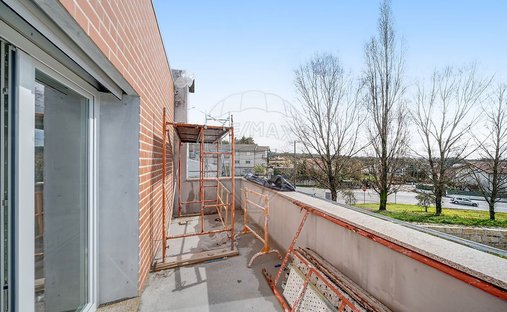 House in Mundao, Viseu District, Portugal 1