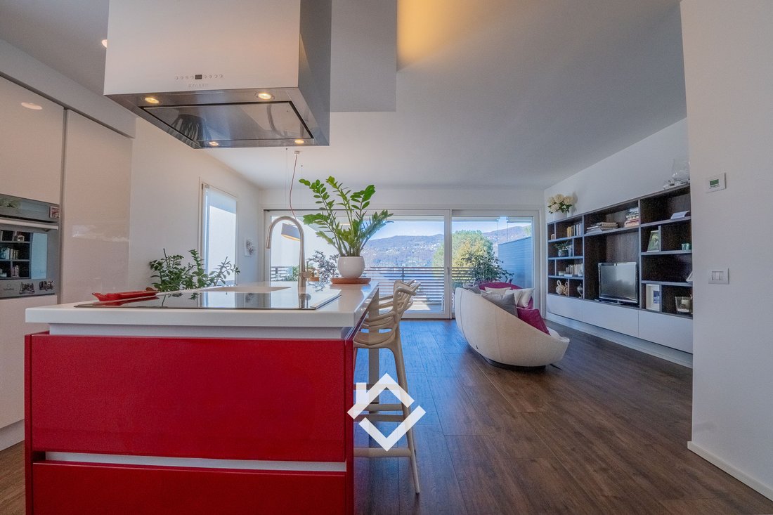 Apartment in Ranco, Lombardy, Lombardy, Italy 3 - 17302663