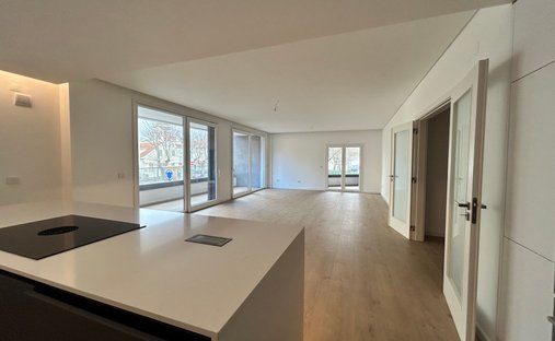 Apartment in Parede, Lisbon, Portugal 1