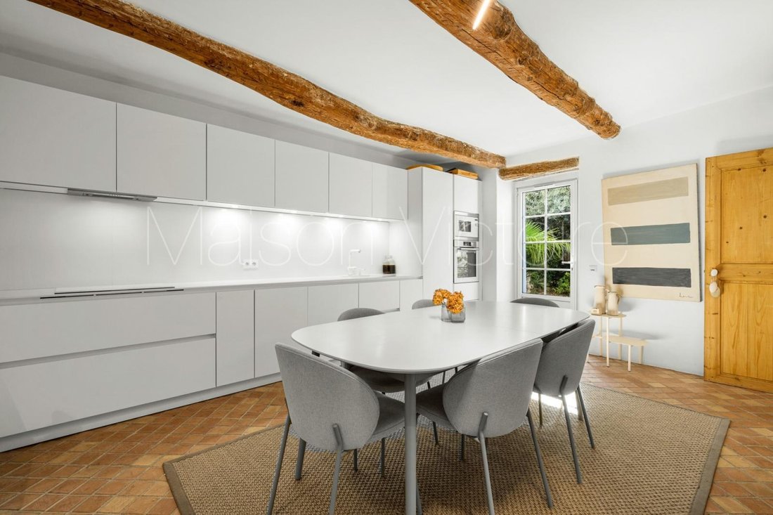 House in Gordes, Provence-Alpes-Côte d'Azur, France 4 - 17303141