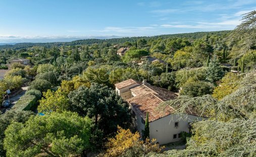 House in Cabrières-d'Avignon, Provence-Alpes-Côte d'Azur, France 1