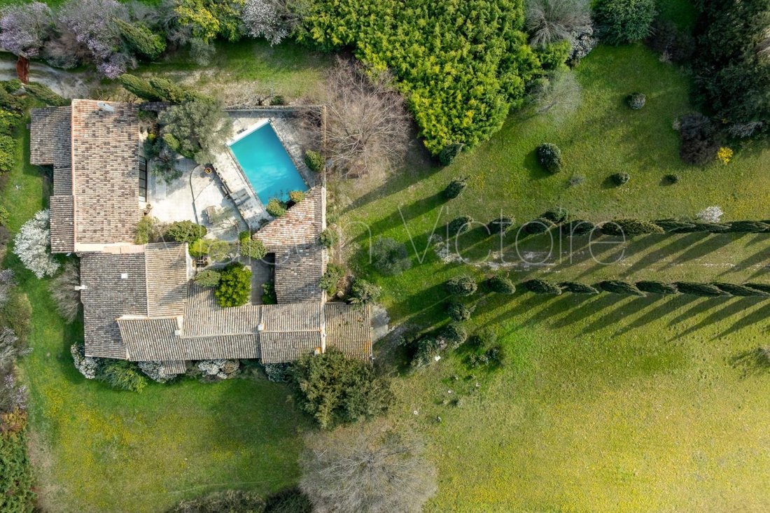 House in Maubec, Provence-Alpes-Côte d'Azur, France 1 - 17303075
