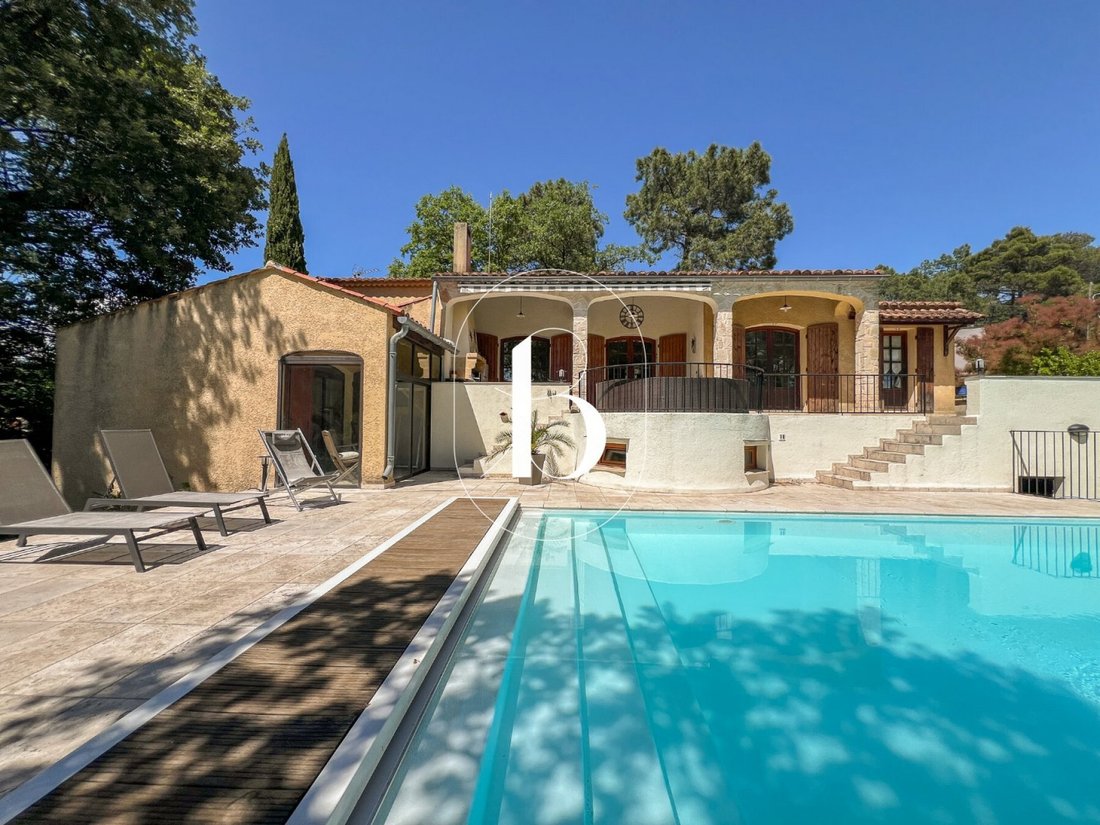 Villa in Goudargues, Occitania, France 2 - 17304780