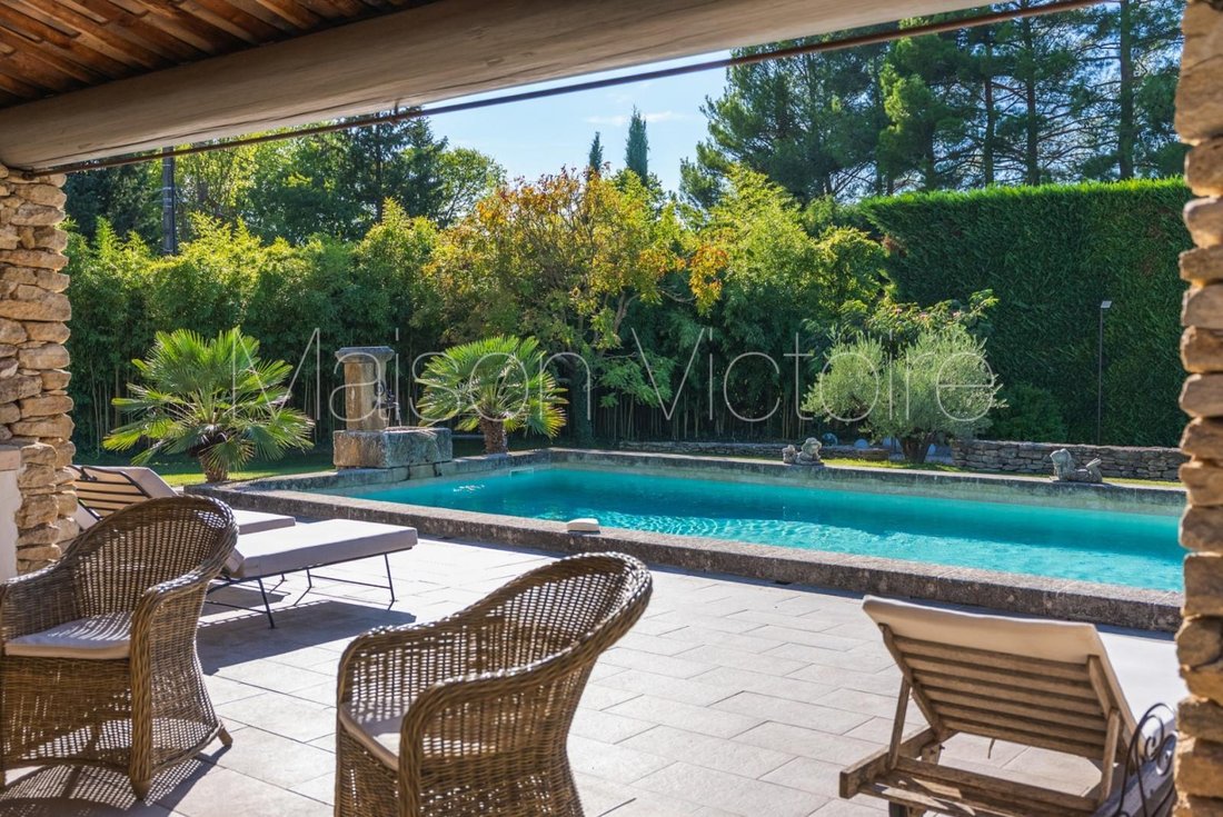House in Gordes, Provence-Alpes-Côte d'Azur, France 3 - 17303109