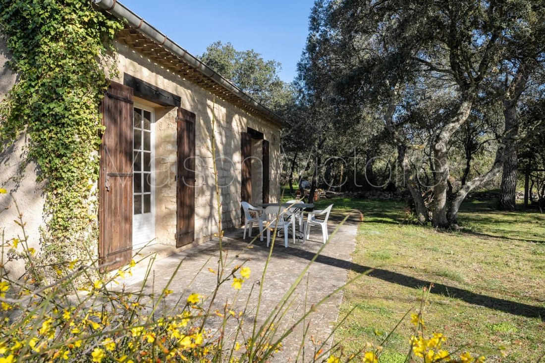 House in Gordes, Provence-Alpes-Côte d'Azur, France 1 - 17303028