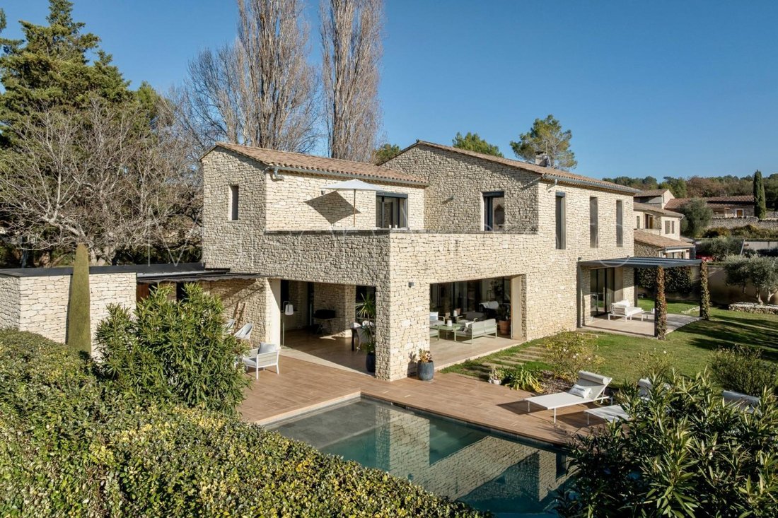 House in Gordes, Provence-Alpes-Côte d'Azur, France 3 - 17303203