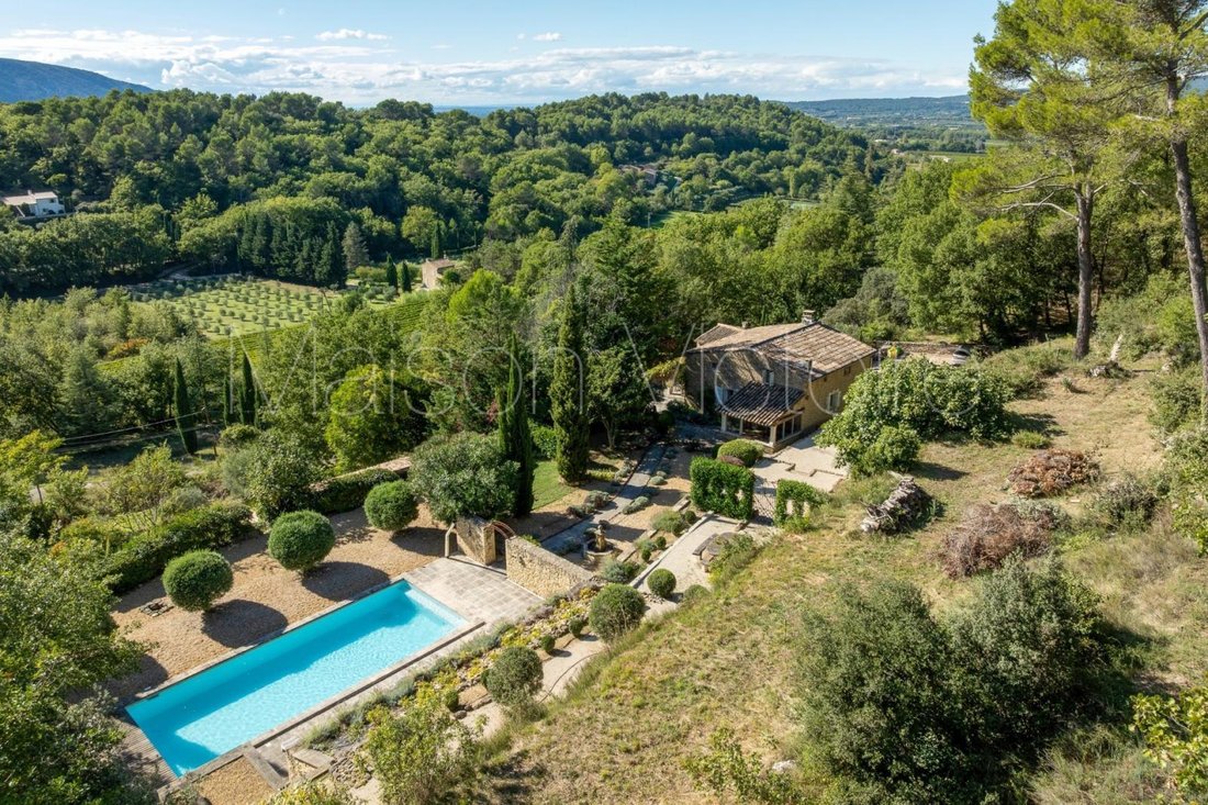 House in Ménerbes, Provence-Alpes-Côte d'Azur, France 1 - 17303145