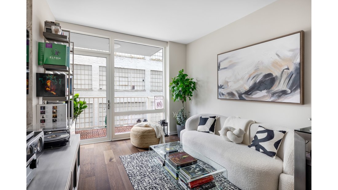 Condo in New York, New York, United States 1 - 17305478
