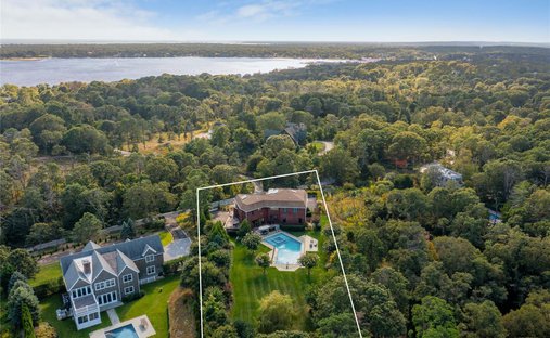 House in Hampton Bays, New York, United States 1