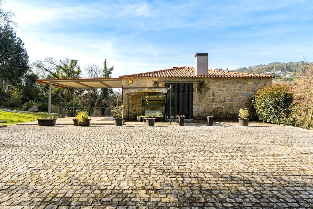 Farm Ranch in Esqueiros, Nevogilde e Travassos, Braga, Portugal 1 - 16860728