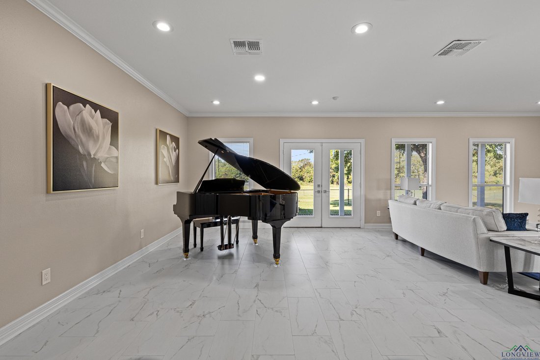 House in Diana, Texas, United States 5 - 17306376