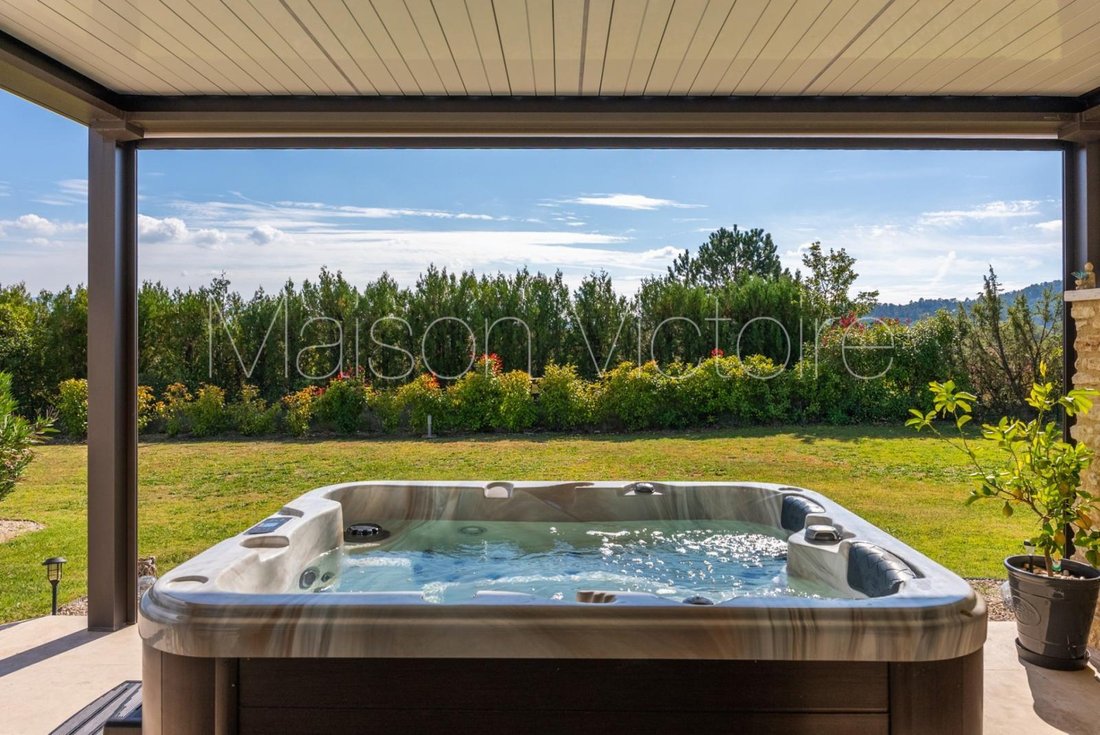 House in Roussillon, Provence-Alpes-Côte d'Azur, France 5 - 17303009