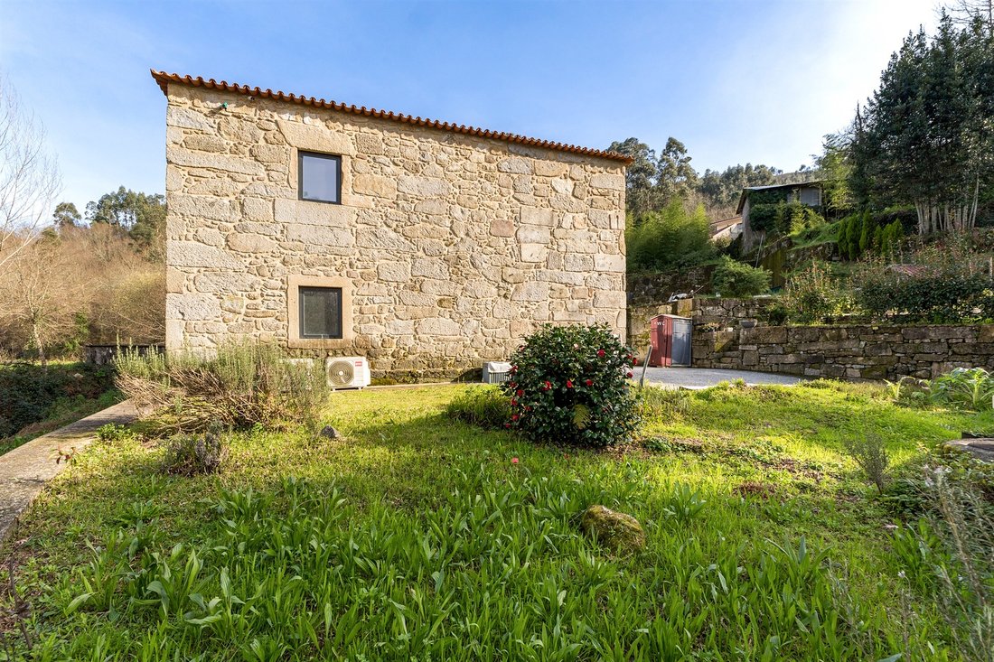 Farm Ranch in Esqueiros, Nevogilde e Travassos, Braga, Portugal 2 - 16860728