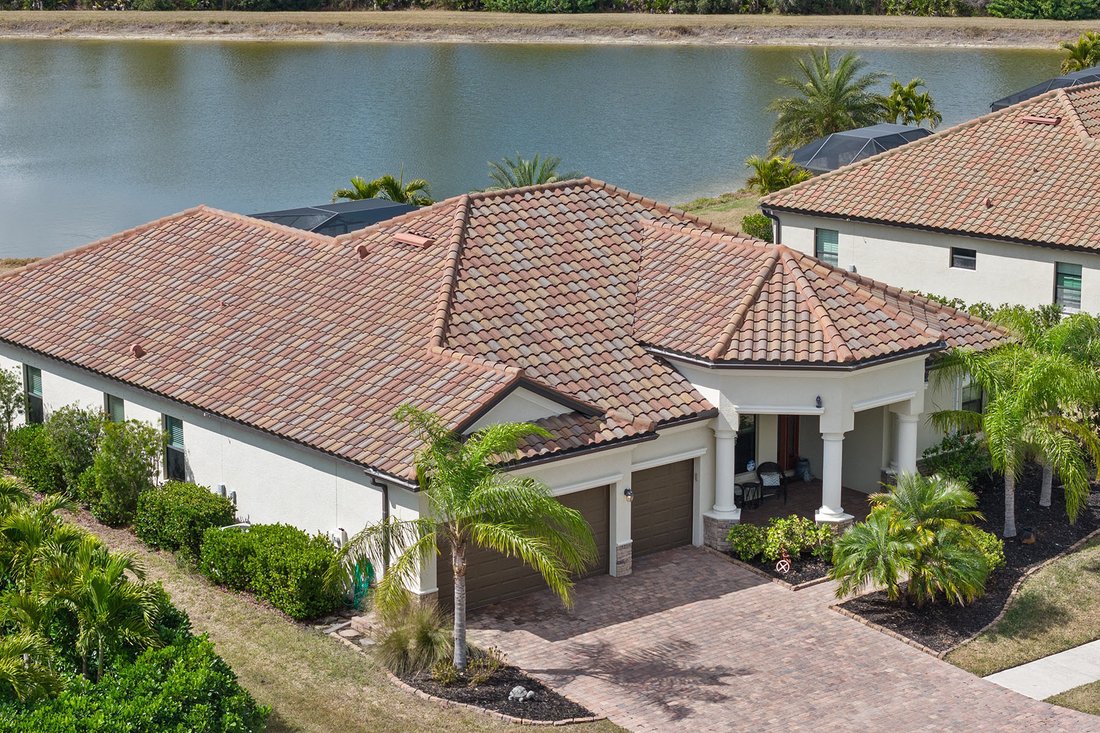 Venice, Florida, United States 2 - 17307061