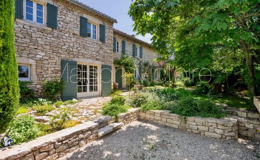 Maison à Murs, Provence-Alpes-Côte d'Azur, France 1