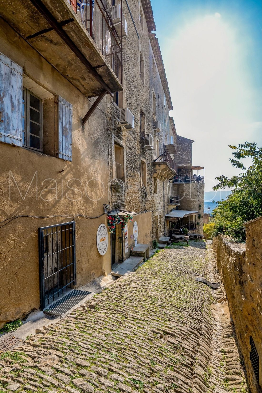 House in Gordes, Provence-Alpes-Côte d'Azur, France 3 - 17303192