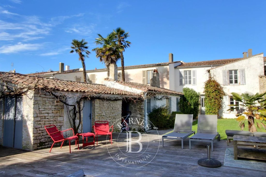 House in Le Bois-Plage-en-Ré, Nouvelle-Aquitaine, France 1 - 17068611