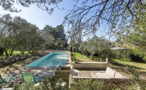 Casa a Nevons-strada di Apt, L'Isle-sur-la-Sorgue, Francia 1