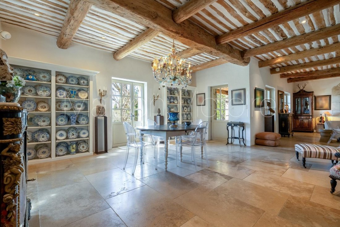 House in Gordes, Provence-Alpes-Côte d'Azur, France 5 - 17303107