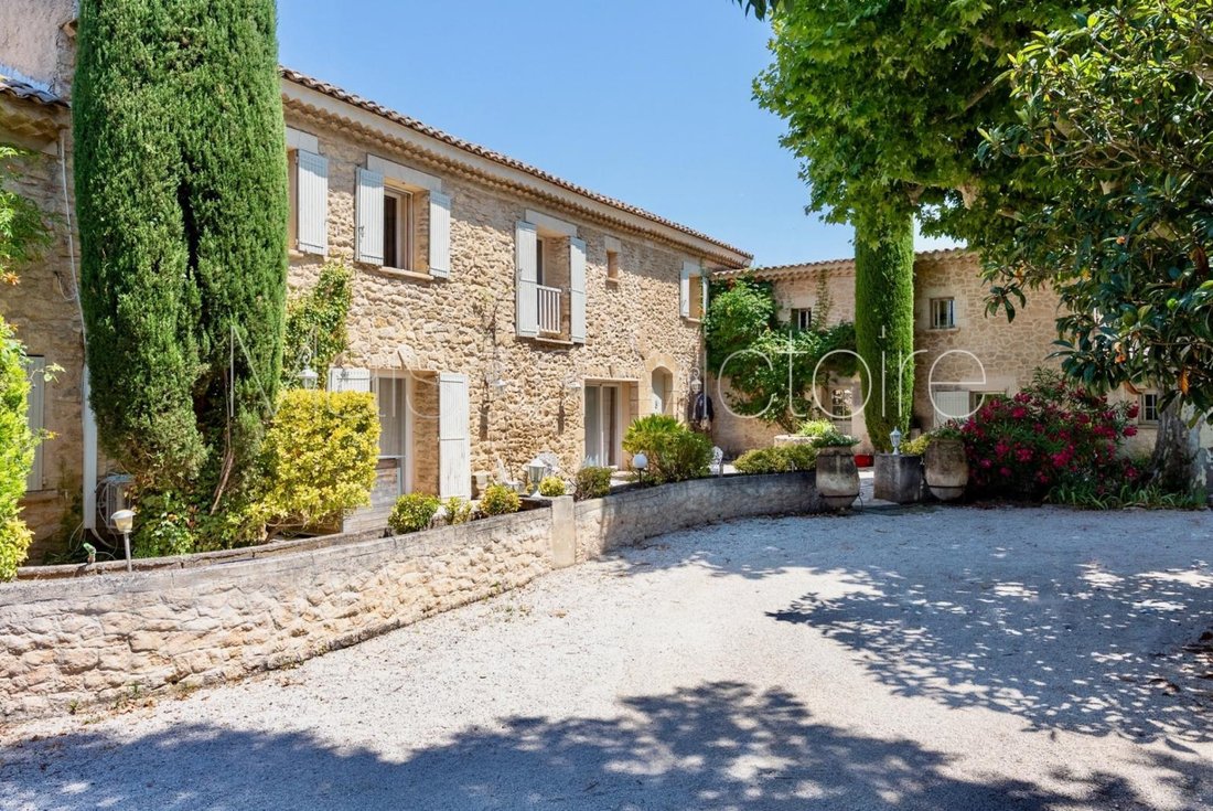 Maison à Taillades, Provence-Alpes-Côte d'Azur, France 2 - 17303226