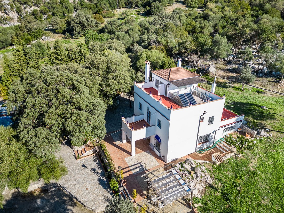 Finca in Ubrique, Andalusia, Spain 2 - 17302846