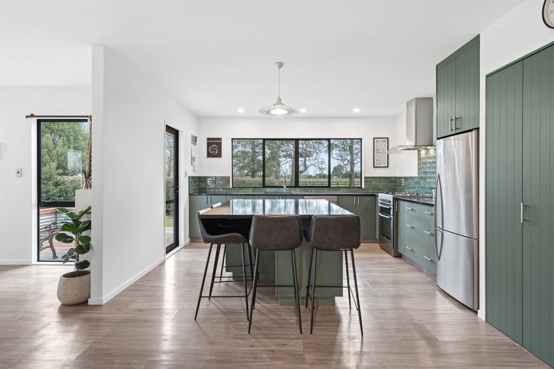 House in Papawai, Wellington, New Zealand 4 - 14661896
