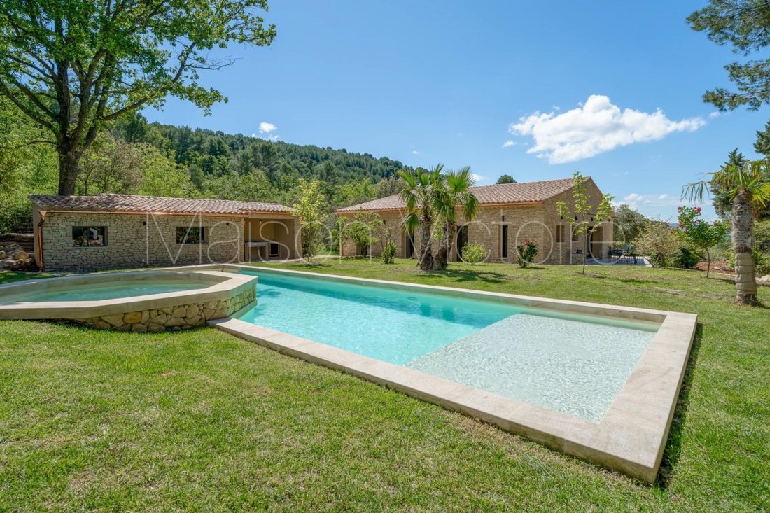 House in Saumane-de-Vaucluse, Provence-Alpes-Côte d'Azur, France 1 - 17303234