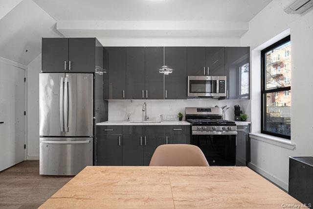 House in New York, New York, United States 3 - 17303939