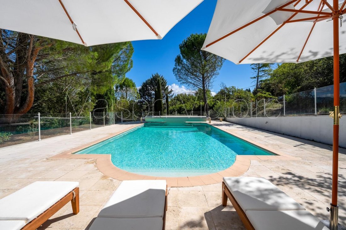 House in Bonnieux, Provence-Alpes-Côte d'Azur, France 5 - 17303085