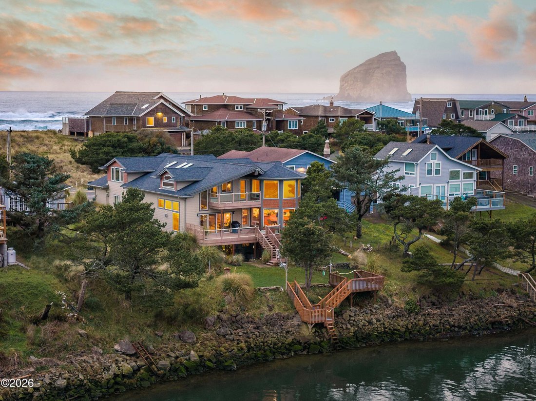 House in Pacific City, Oregon, United States 1 - 17303591