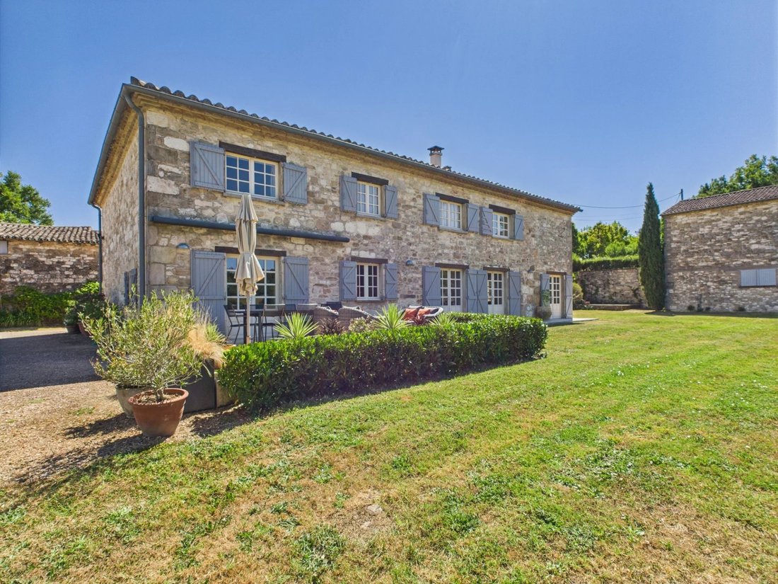 Casa en Castelnau-de-Montmiral, Occitania, Francia 2 - 17303950