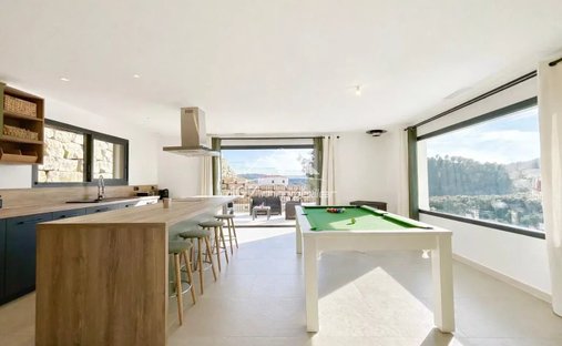 House in Saint-Jean-du-Pin, Occitania, France 1
