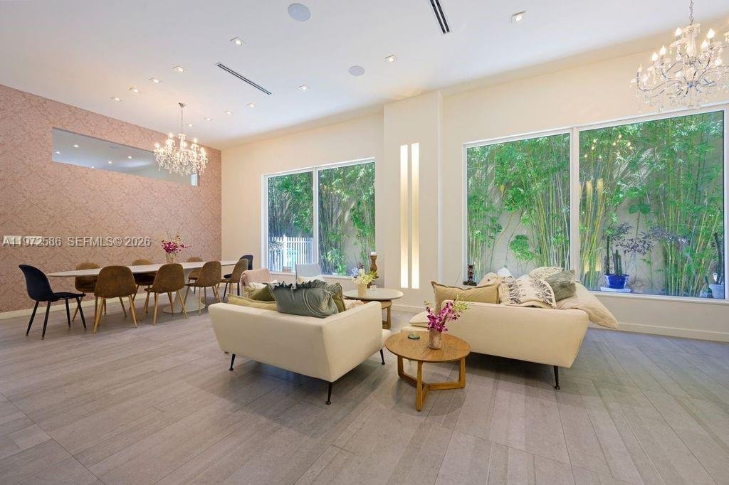 House in North Miami Beach, Florida, United States 2 - 17305398