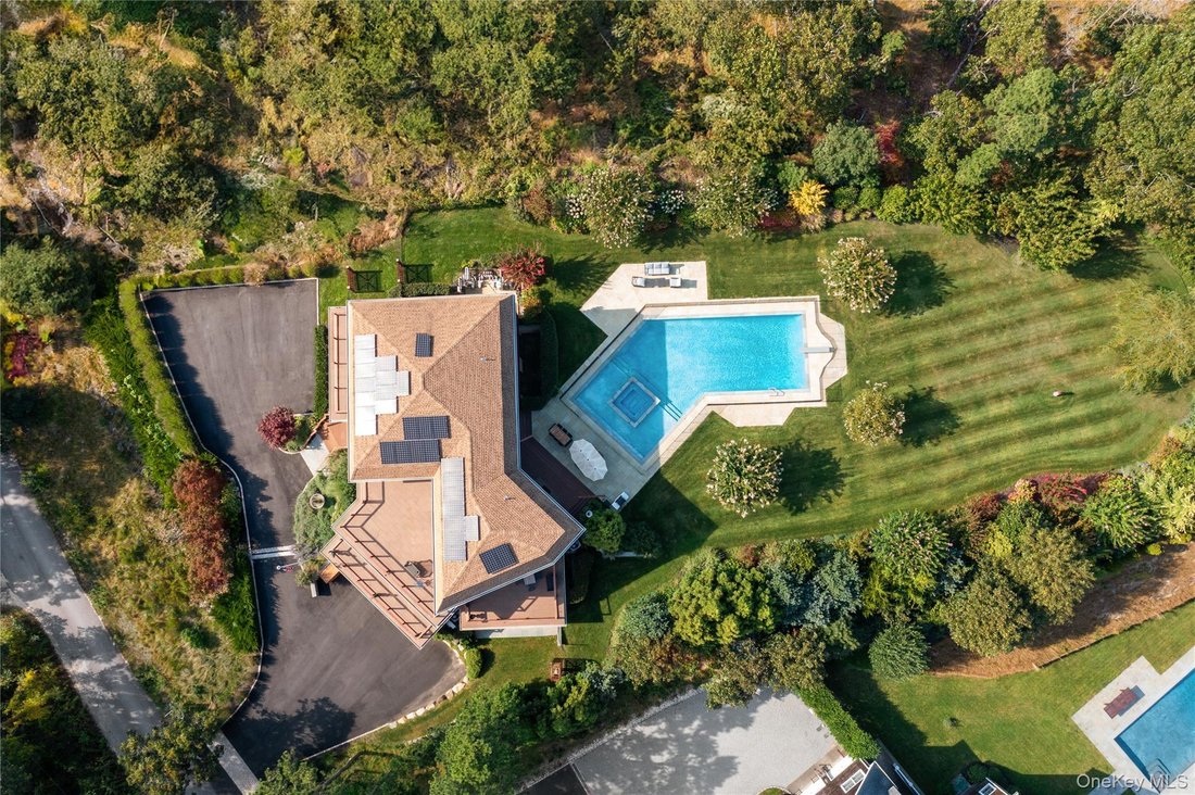 House in Hampton Bays, New York, United States 2 - 17303935