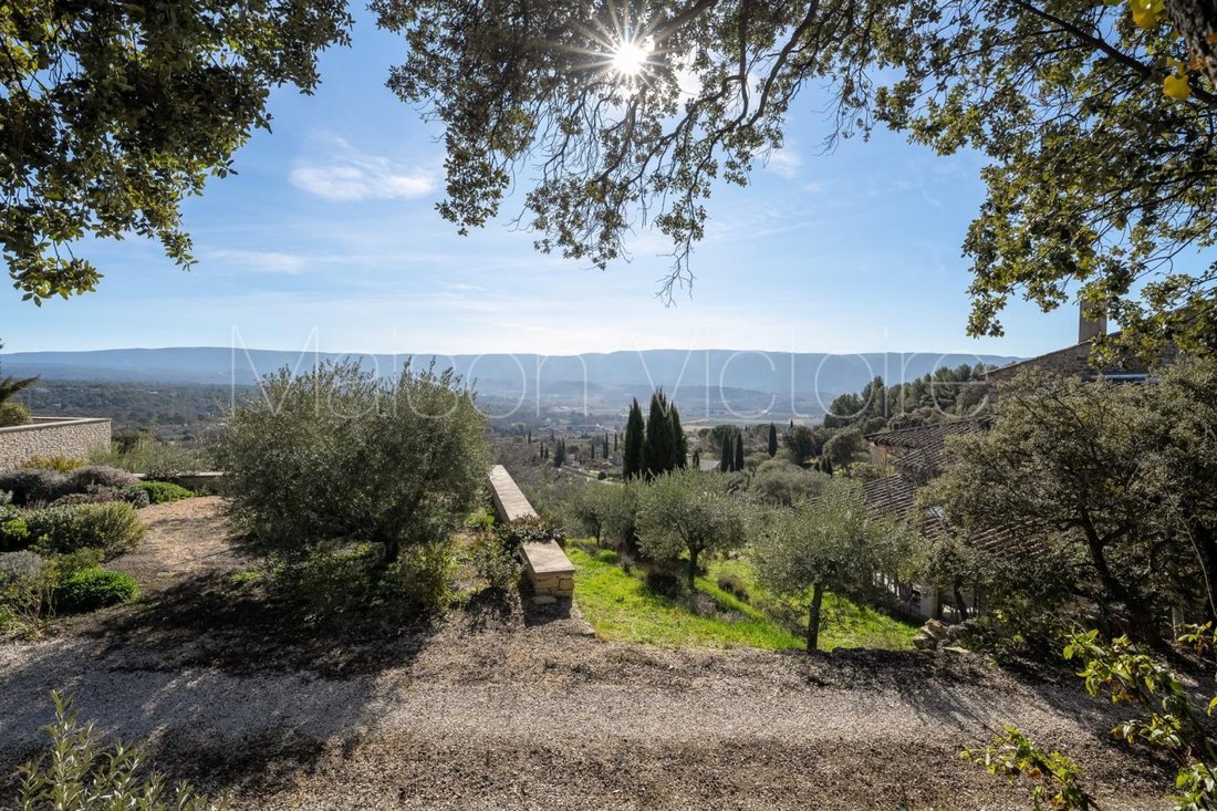 House in Gordes, Provence-Alpes-Côte d'Azur, France 3 - 17303028