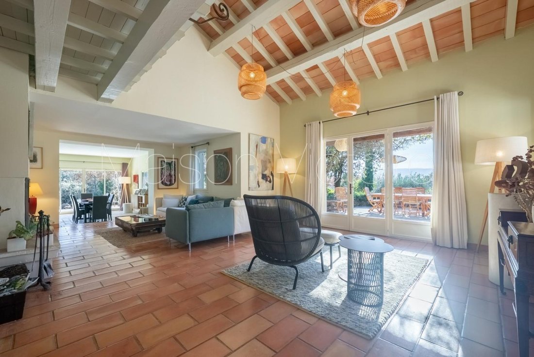 Casa a Cabrières-d'Avignon, Provenza-Alpi-Costa Azzurra, Francia 1 - 17303158
