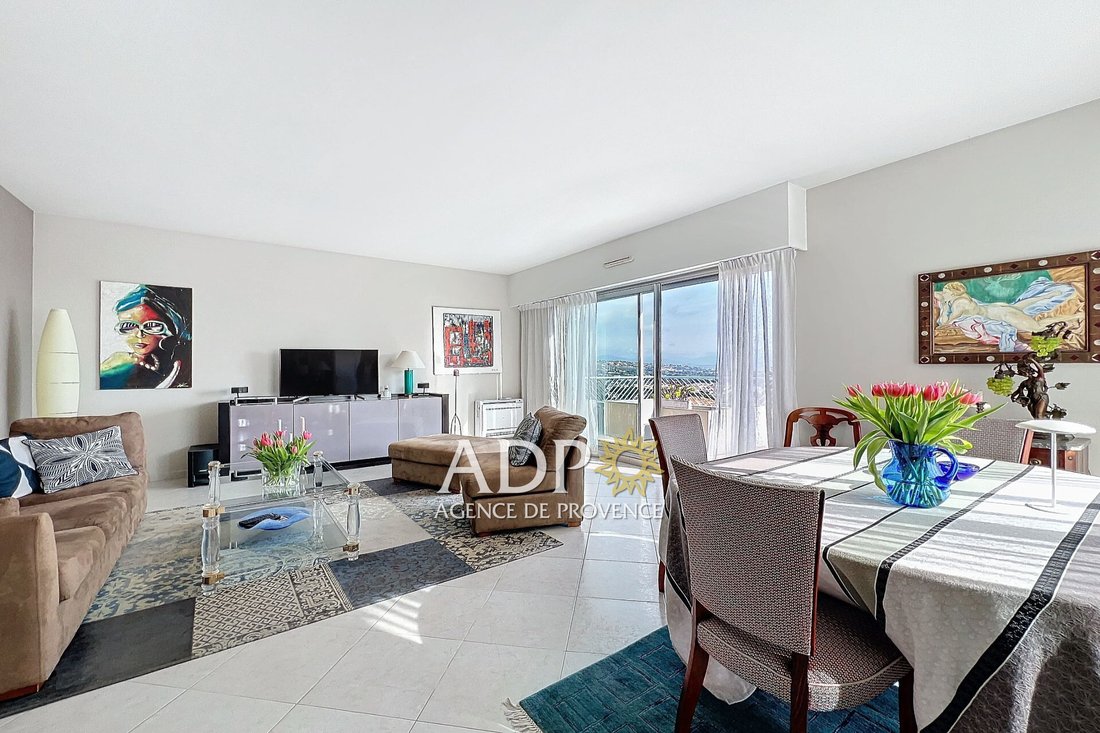 Apartment in Bois Fleuri-Chevre d'Or-Saint Philippe, Biot, France 3 - 17302473
