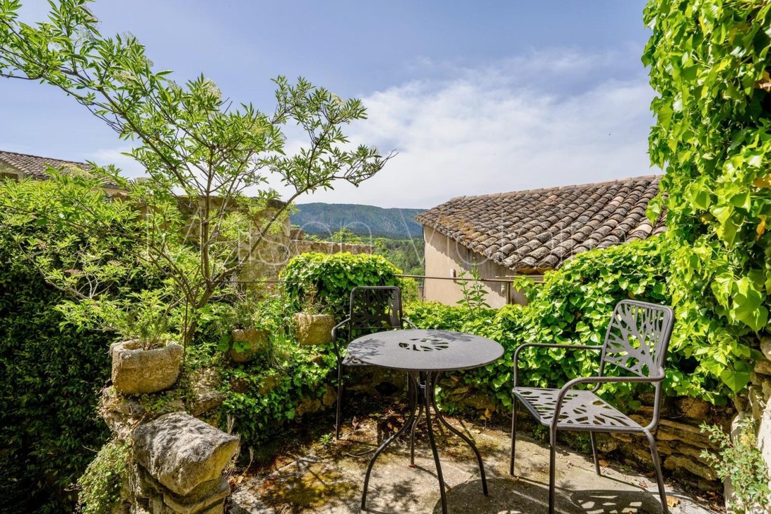 House in Ménerbes, Provence-Alpes-Côte d'Azur, France 4 - 17303174