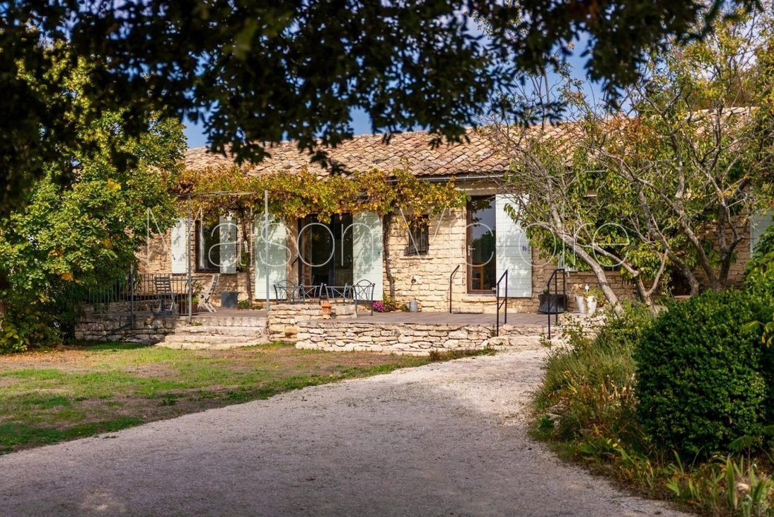 House in Gordes, Provence-Alpes-Côte d'Azur, France 3 - 17303115