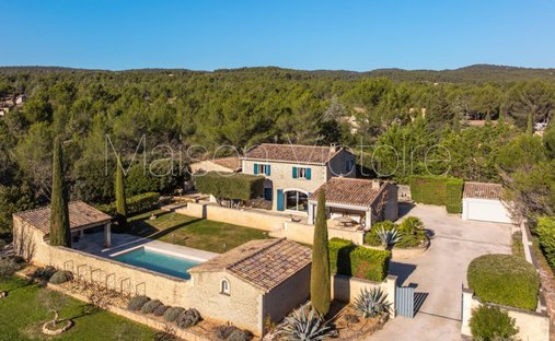House in Cabrières-d'Avignon, Provence-Alpes-Côte d'Azur, France 1