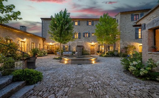 Maison à Oppède, Provence-Alpes-Côte d'Azur, France 1