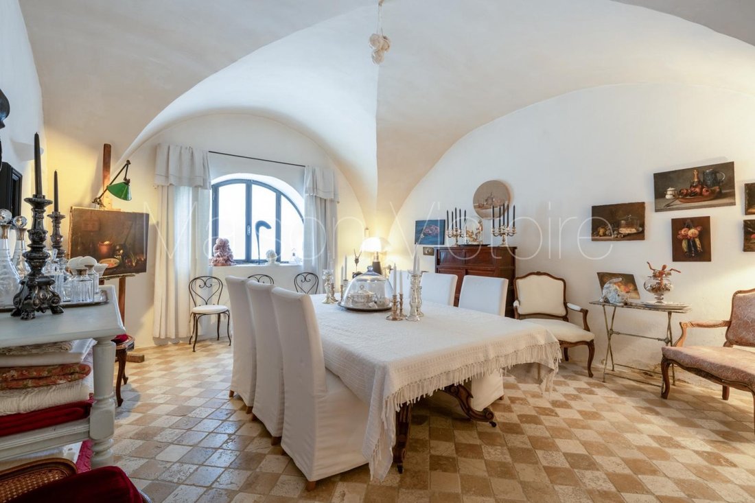 House in Cabrières-d'Avignon, Provence-Alpes-Côte d'Azur, France 3 - 17303121