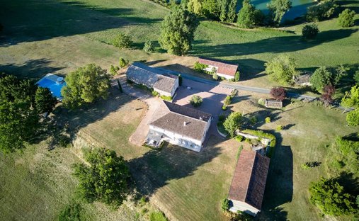 Casa en Castelnau-de-Montmiral, Occitania, Francia 1