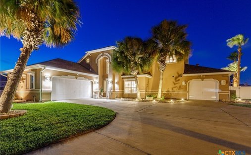 House in Corpus Christi, Texas, United States 1