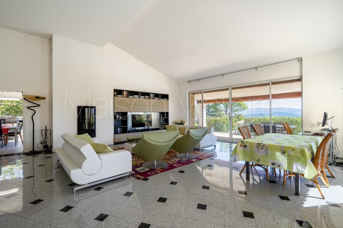 House in Gordes, Provence-Alpes-Côte d'Azur, France 4 - 17303165