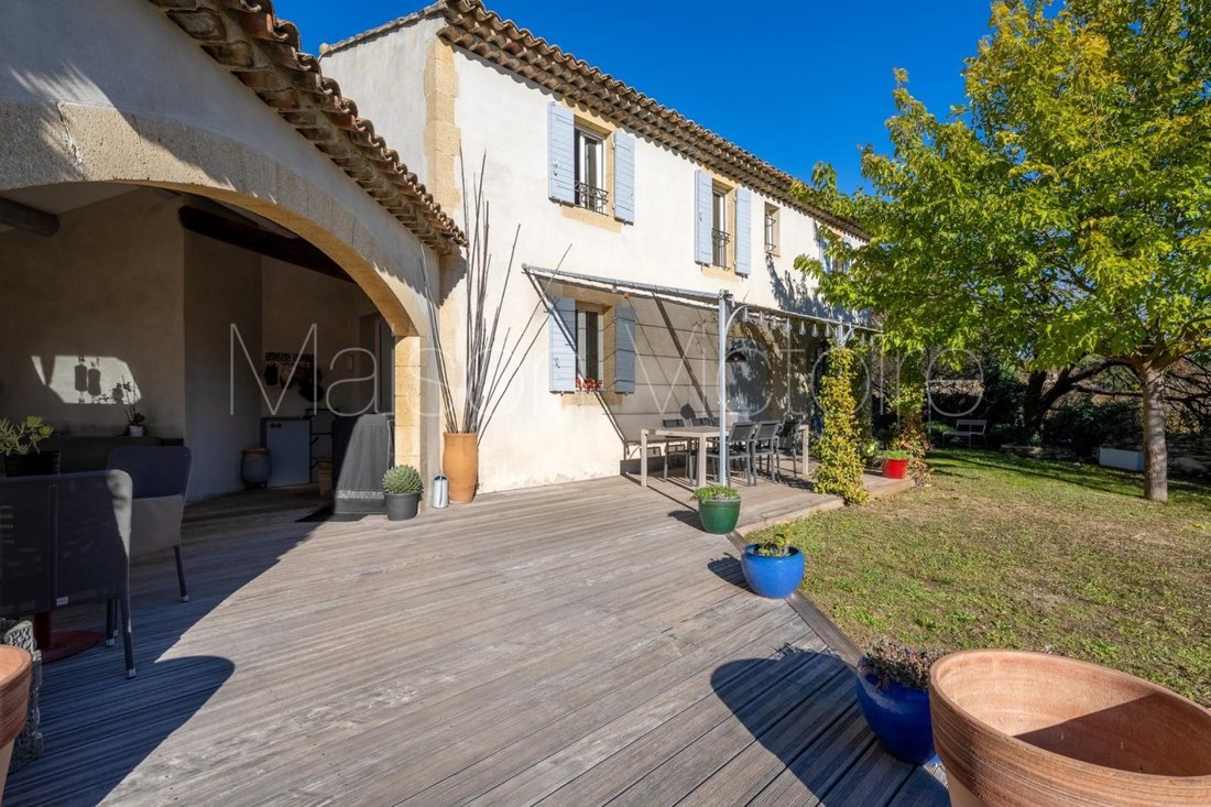 House in Cabrières-d'Avignon, Provence-Alpes-Côte d'Azur, France 1 - 17303162