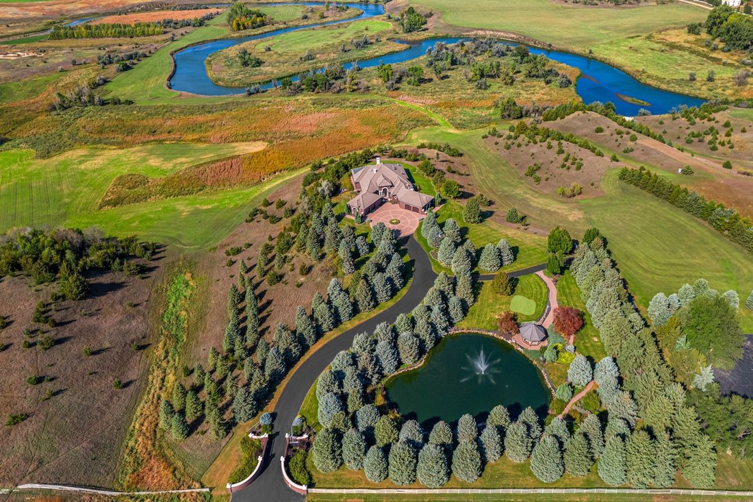House in Mitchell, South Dakota, United States 2 - 17302277
