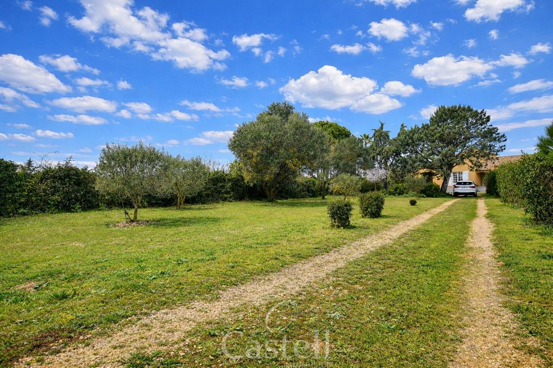Villa in Vias, Occitania, France 3 - 17302411